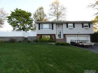 760 Chester Rd, Sayville, NY 11782