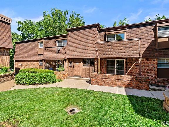 3rd image of 13485 Coliseum Dr APT H