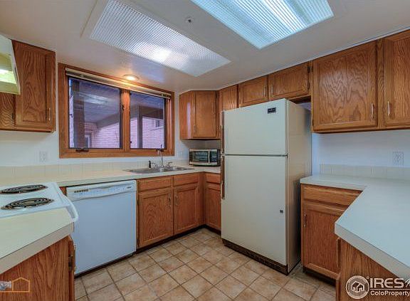 4415 kitchen - Copy_07172018