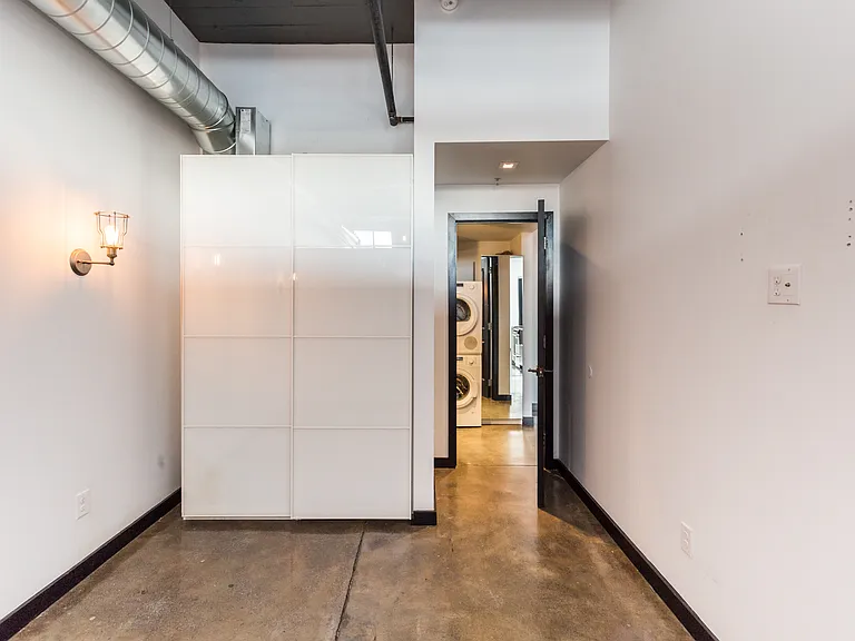 Reach Lofts — Photo 36
