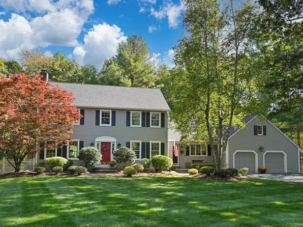 2 Bishops Way, North Reading, MA 01864