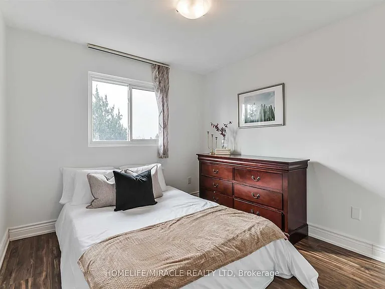 37 Banner Cres — Photo 20