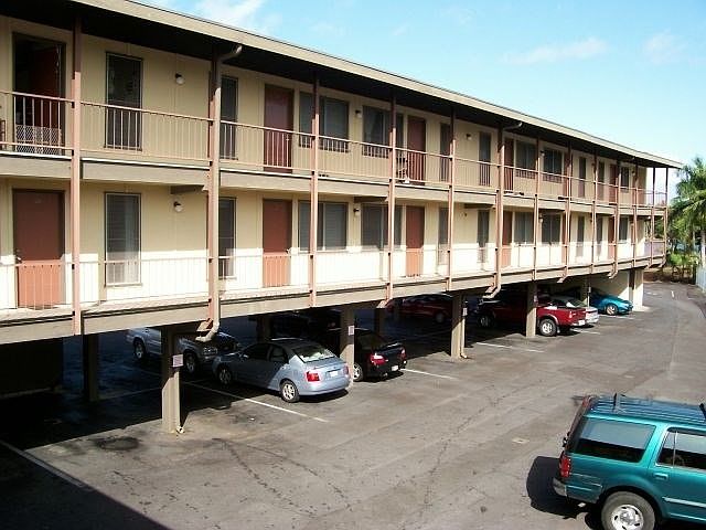 1st image of 961 Kilauea Ave #304