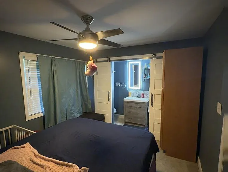 4 Patricia Ln — Photo 12
