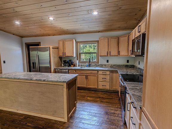 2nd image of 217 Harbin Ct