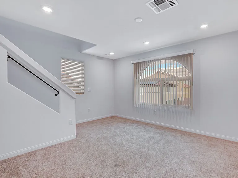 7821 Tomsburgh Ln — Photo 31
