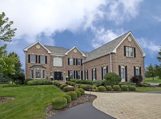 23664 N Hillfarm Rd, Lake Barrington, IL 60010