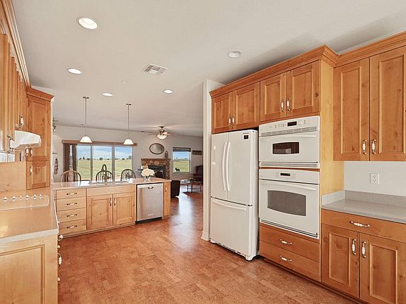 4th image of 6120 Eschinger Rd