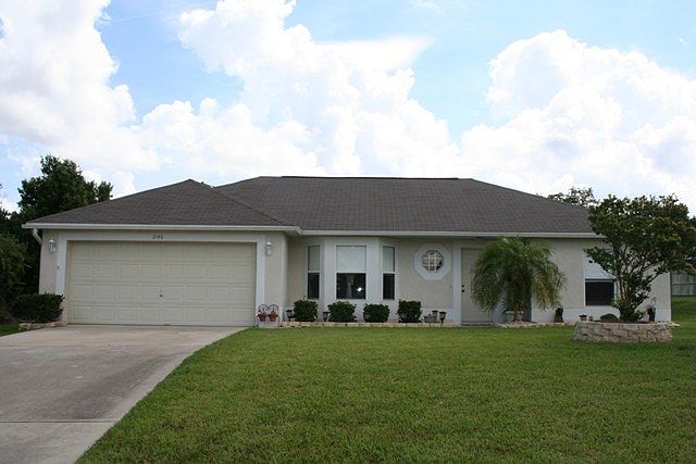 1st image of 2146 E Hyde Dr