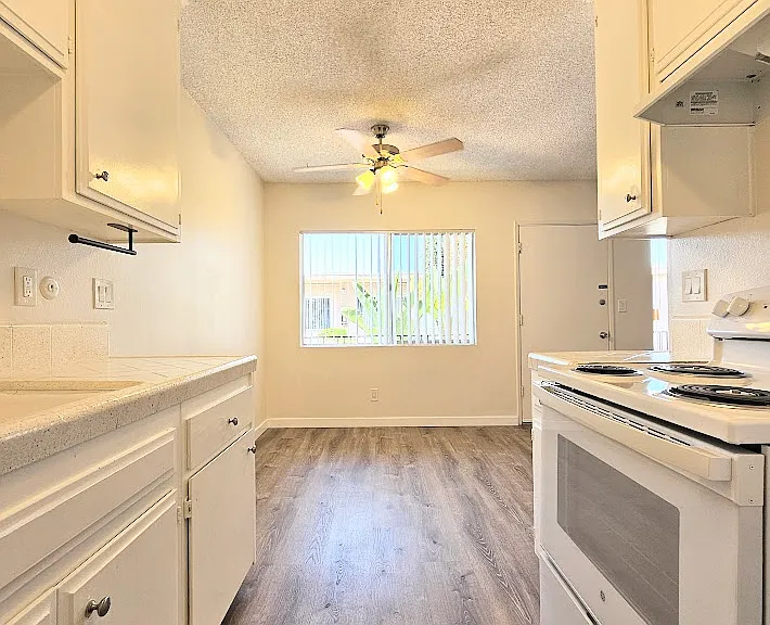 4525 Hamilton St #7 — Photo 6