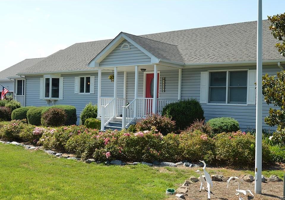 1st image of 38496 Hemlock Dr