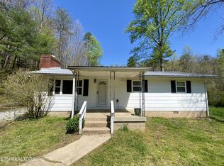 1806 Airport Rd, Oakdale, TN 37829