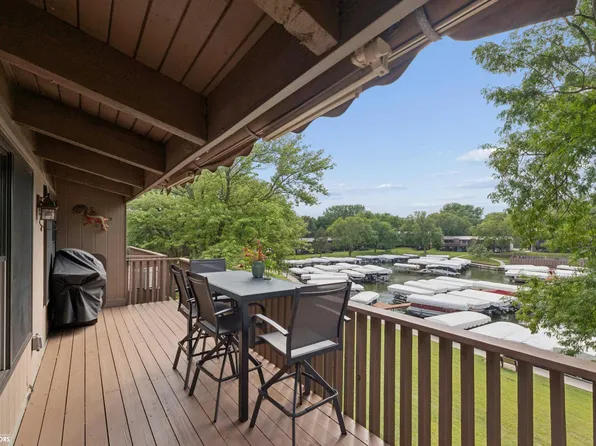 2700 N Shore Dr Unit M27a, Clear Lake, IA 50428