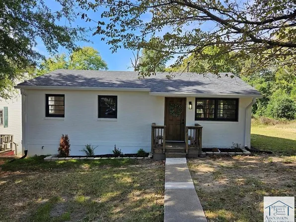 636 Edmonds St, Danville, VA 24541