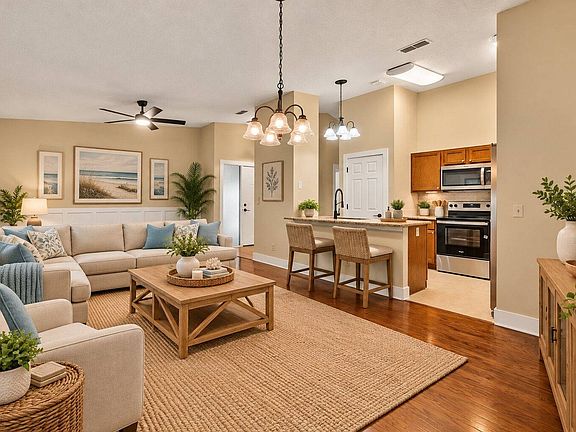 2nd image of 36 Navarra Ct