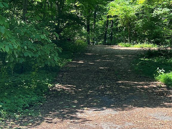 5th image of 25 Hornbeck Ridge