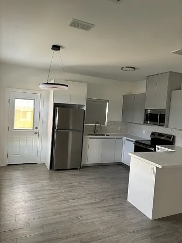 312 W Campeche Ave #1 Photo 1