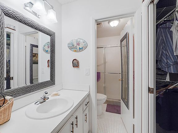 5th image of 777 NW 29th Ave APT B