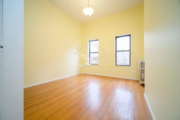 Rented by Red Sparrow Realty Group | media 19