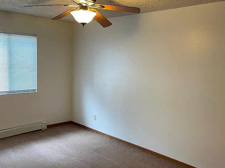 650 S Johnson St #7-8 — Photo 16