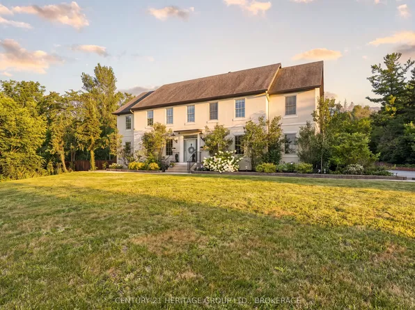509 Maple Lawn Dr, Kingston, ON K0H 1S0