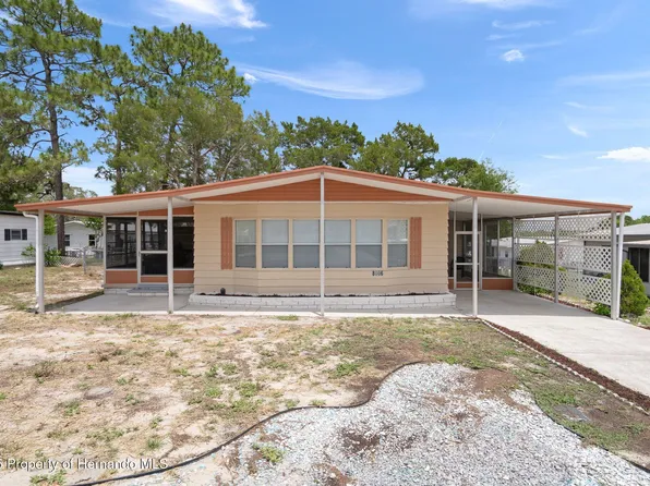 8006 Mission St, Brooksville, FL 34613