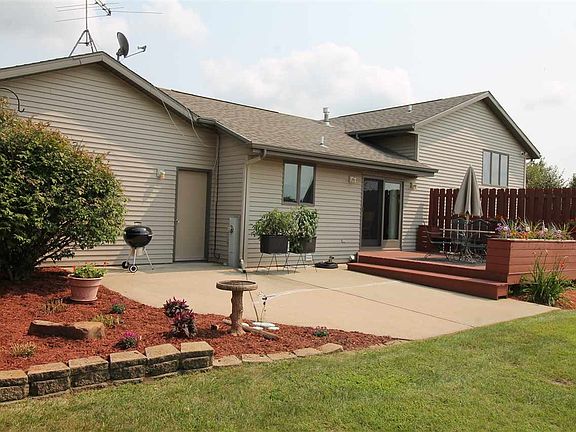 5th image of 4627 N Laura Dr