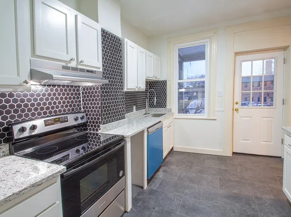 206 Center St, Wilkinsburg, PA 15221