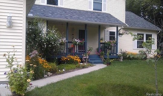 2nd image of 3591 Aeroview Ave