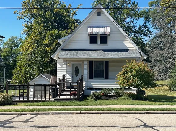 3987 Washington Ave, Cincinnati, OH 45211