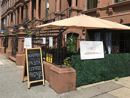 Rented by R New York | media 20