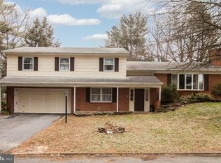 13525 Spring Hill Dr, Hagerstown, MD 21742