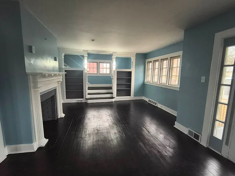 800 Richford St — Photo 14