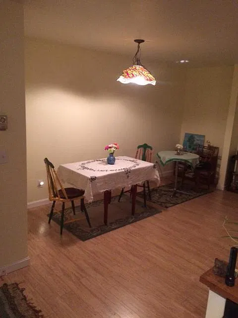 52 Chestnut Ln — Photo 2