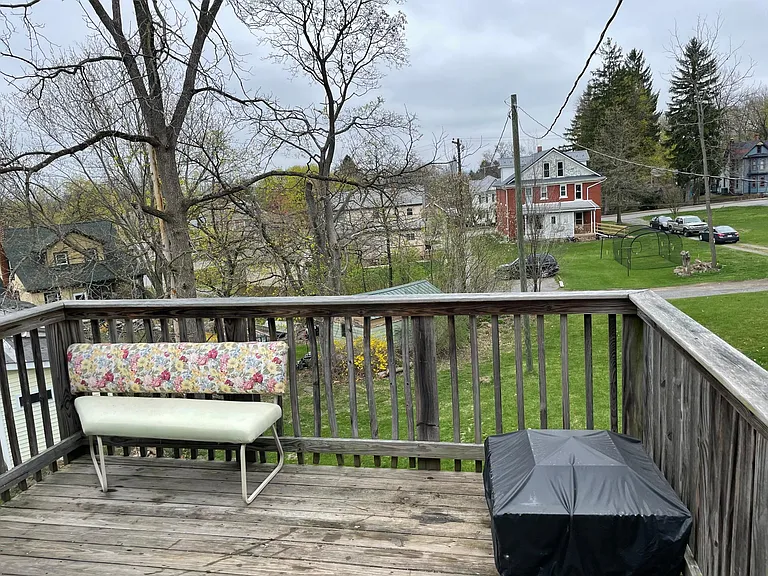 113 Noll St — Photo 9