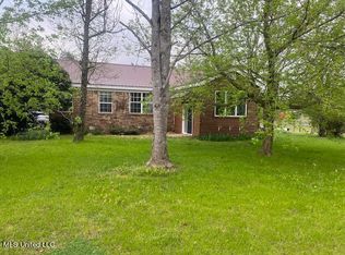 1894 S Slayden Rd, Holly Springs, MS 38635