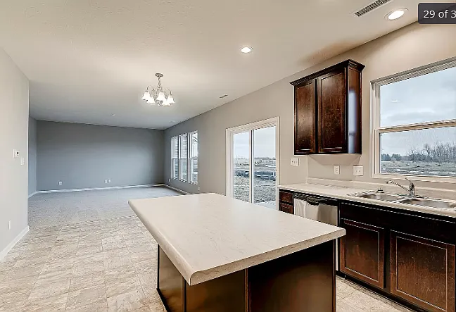 4 bed, 2.5 bath, 2380 sqft, $2,360 — Photo 3
