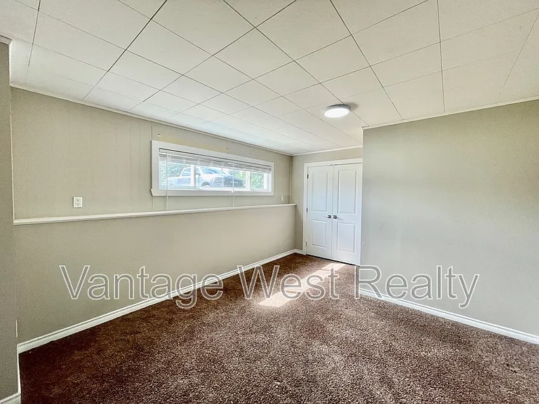 315B Prior Rd S — Photo 12