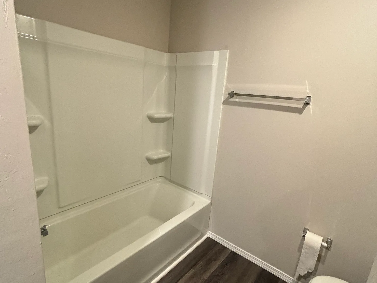 3 bed, 1340 sqft, $1,650 — Photo 1