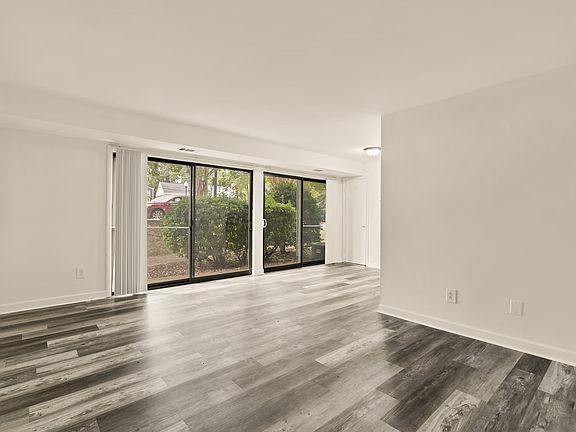 5th image of 5109 10th Pl S #201