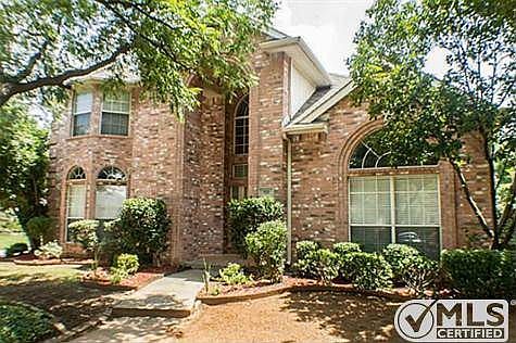 2nd image of 931 Heatherglen Ct