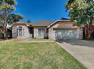 221 Mulberry Ln, Rockwall, TX 75032