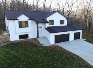 2141 Ponderosa Pl SW, Rochester, MN 55902