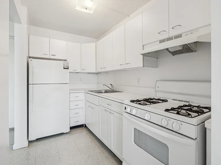 146 Beach 24 St #211 — Photo 4