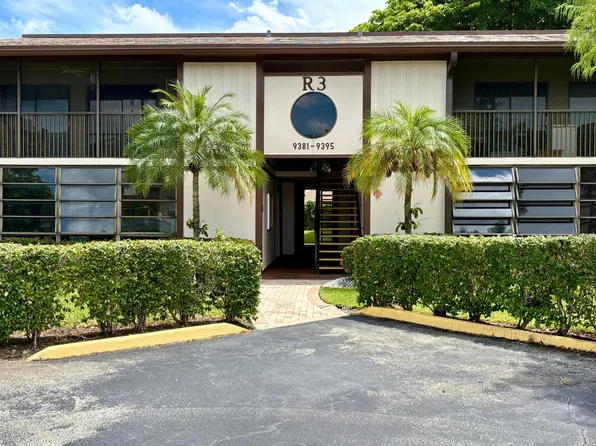 9391 S Belfort Circle #211, Tamarac, FL 33321