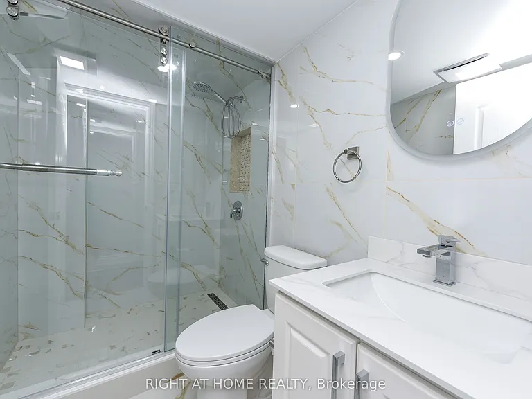 82 Elmcrest Dr — Photo 15