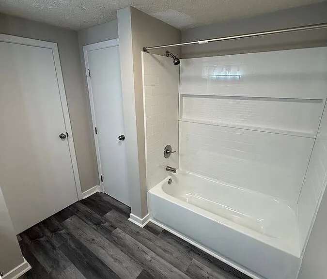 5616 Excalibur Pl — Photo 11
