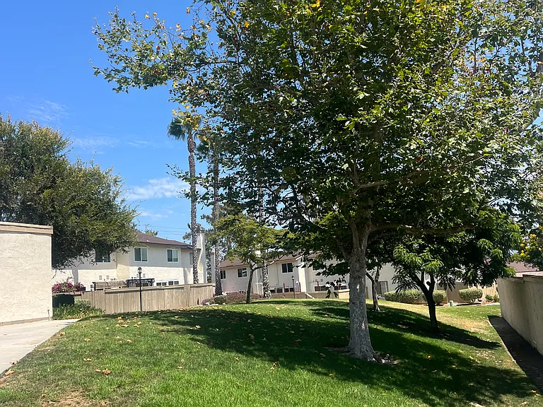 3612 Harvard Dr #B — Photo 22