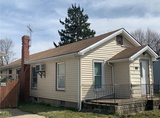 727 Howell St, Sheffield Lake, OH 44054