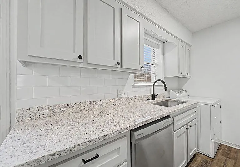 203C Jefferson St — Photo 8